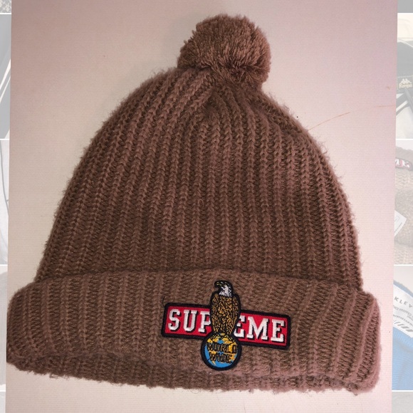 supreme pom beanie